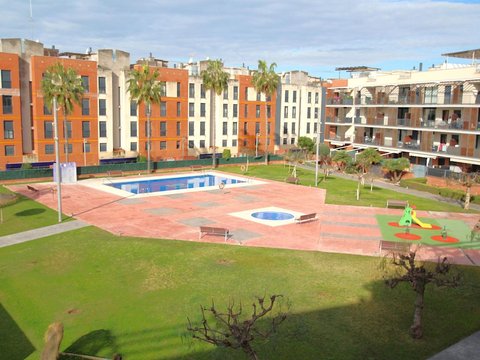 Pla de Sant Pere-Les Salines, Cubelles
