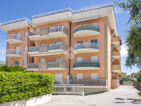 Villa Fiore, Alba Adriatica