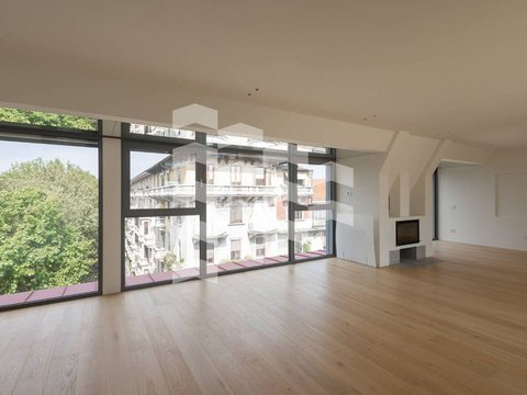 Indipendenza - Regina Giovanna, Garibaldi - Porta Venezia, Milan