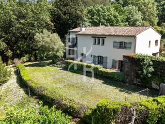 Village-Le Val-Cabrieres, Mougins