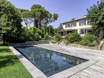 Village-Le Val-Cabrieres, Mougins