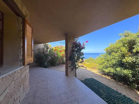Costa Paradiso, Trinità d'Agultu e Vignola