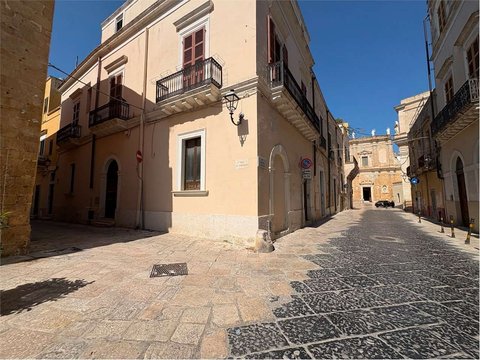 Centro, Brindisi
