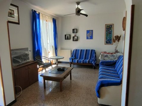 Marina di Carrara, Carrara