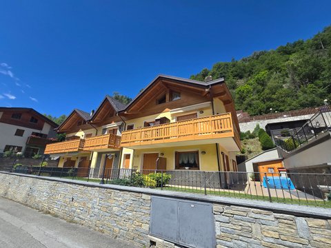Aprica