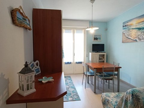 Cassarello-Senzuno-Salciaina, Follonica