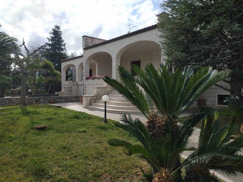 Selva di fasano-Laureto, Fasano