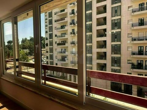 Laranjeiras, São Domingos de Benfica, Lisbon