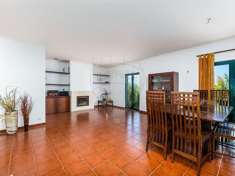Azóia, Castelo (Sesimbra), Sesimbra