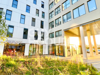 Est, Palaiseau