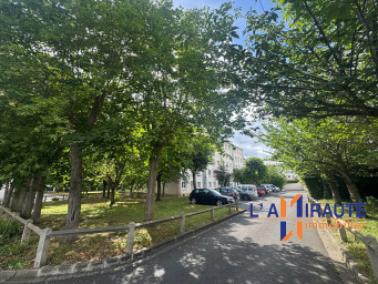 Main de Fer, Houilles