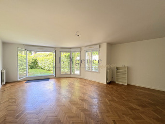 Centre-Gare, Chantilly