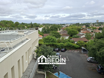 Bourg, Pessac