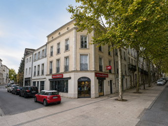 Centre, Saintes