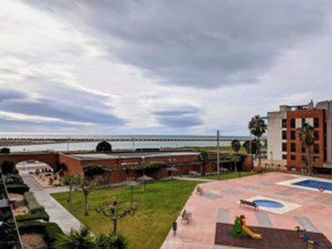 Pla de Sant Pere-Les Salines, Cubelles