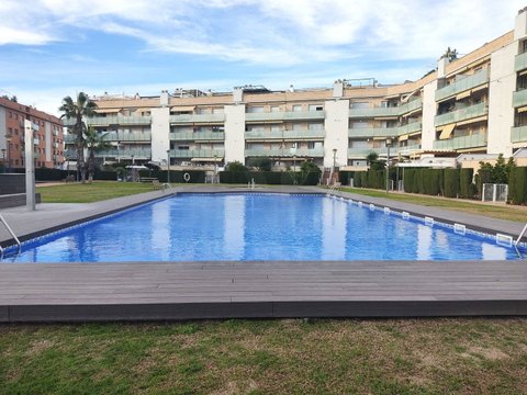 Pla de Sant Pere-Les Salines, Cubelles