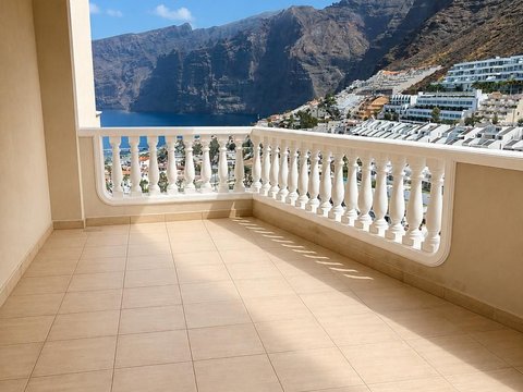 Puerto de Santiago, Santiago del Teide