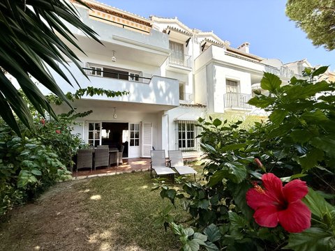 Atalaya-Isdabe, Benamara - Atalaya, Estepona