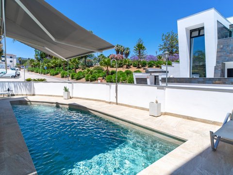 Avda Pescia - Ctra de Frigiliana, Nerja