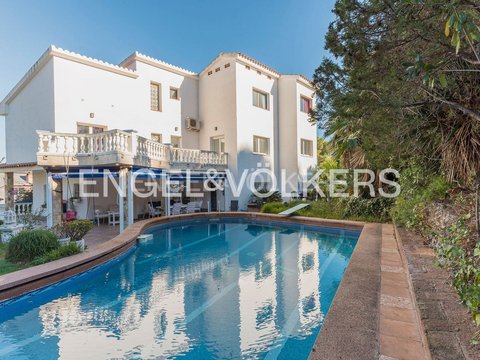 Montmar, Castelldefels