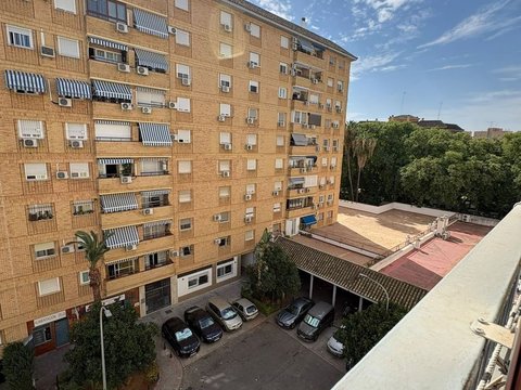El Juncal - El Plantinar, Nervión, Seville