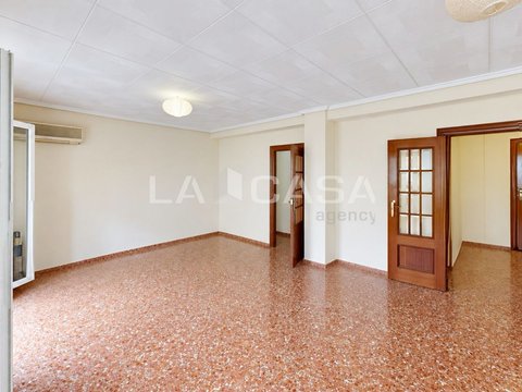 Aiora, Camins al Grau, Valencia