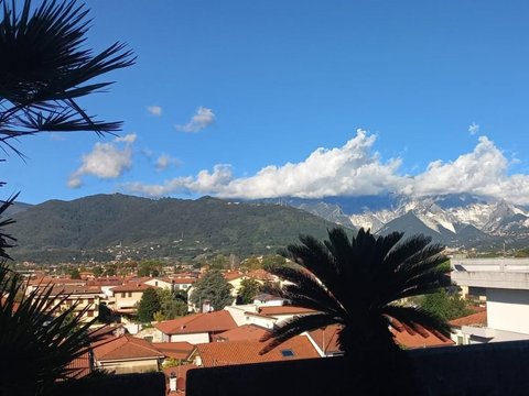 Marina di Carrara, Carrara
