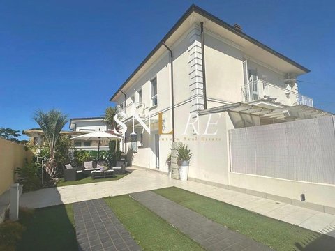 Motrone, Marina di Pietrasanta, Pietrasanta