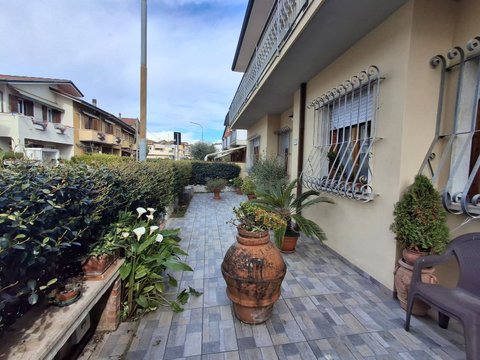 Darsena - Ex Campo di Aviazione, Viareggio