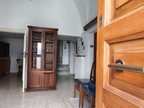 Via Ludovico - Corso Umberto I - Vittorio Emanuele, Ostuni