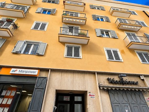 Piazza Libertà - Tribunale, Avellino